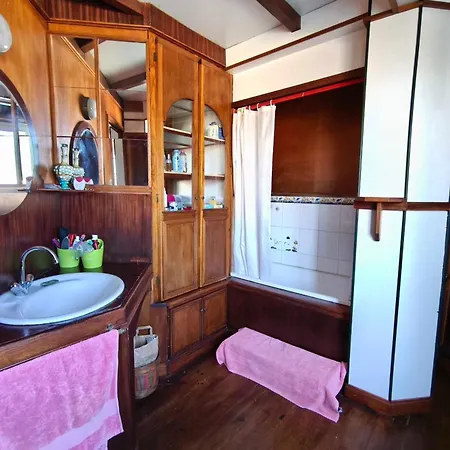 Spacious With Pool And Sea Views