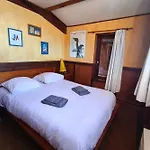 Spacious With Pool And Sea Views Holiday home *