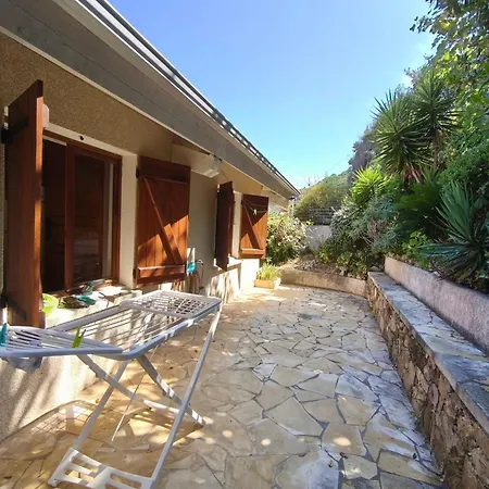 Spacious With Pool And Sea Views