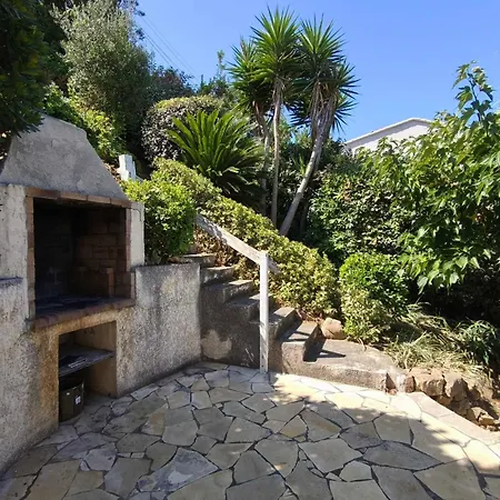 Semesterbostad Spacious With Pool And Sea Views