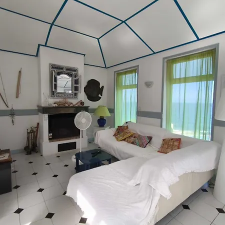 Spacious With Pool And Sea Views * Villanova