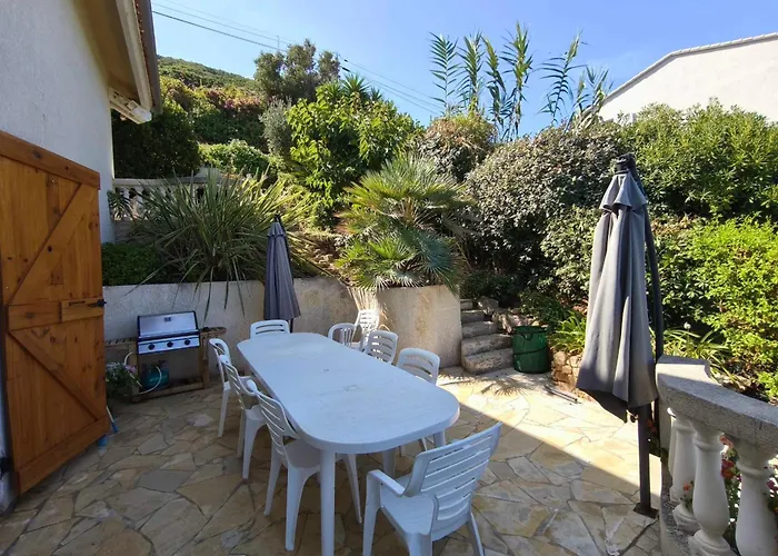 Ferienhaus Spacious With Pool And Sea Views Villanova