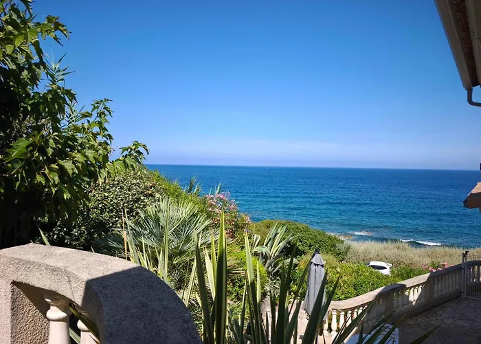 Spacious With Pool And Sea Views * Villanova