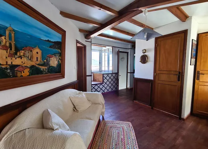 Ferienhaus Spacious With Pool And Sea Views Villanova